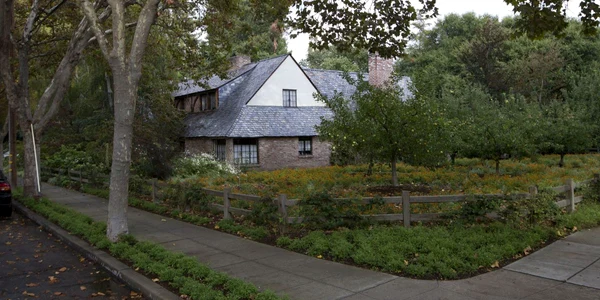 Casa lui Steve Jobs din Palo Alto (California