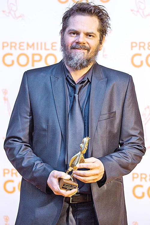 Florin Piersic jr şi-a  aruncat lamele de ras