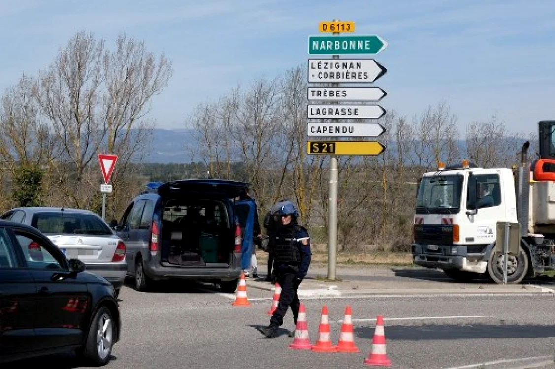 Luare de ostatici Trebes Franţa. FOTO AFP