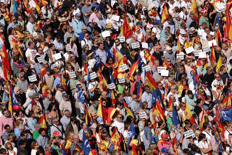 40.000 de persoane au protestat în Spania față de planurile de amnistiere a separatiștilor catalani
