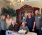 Familia lui Nick Rădoi, la masă foto: Facebook 
