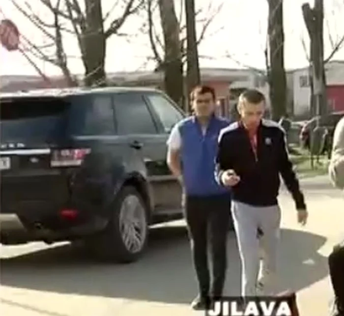 Mihaela nu a venit singură, ci împreună cu cei trei copii ai săi