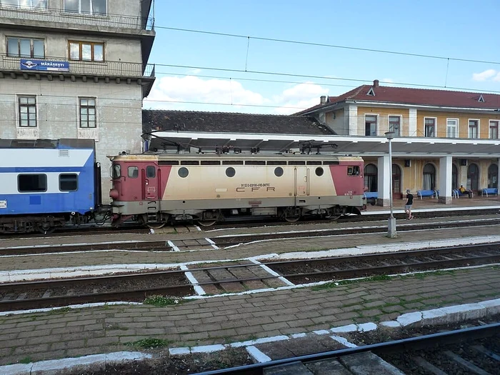 Trenul a fost implicat într-un incident FOTO: Facebook/Buzău Vrancea Online