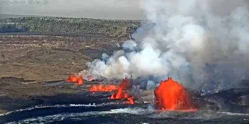 Eruptie vulcan Kilauea din Hawaii Captura video Twitter USGS jpg