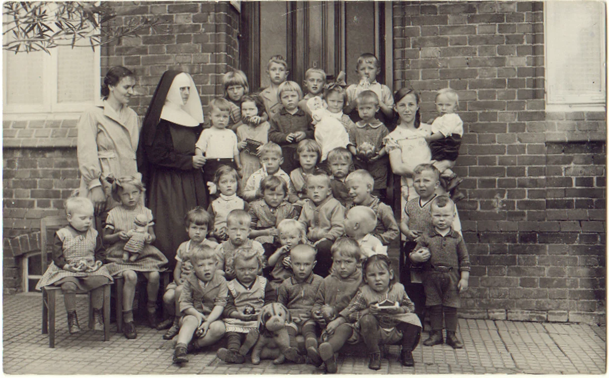 1930s photo pc group of kindergarten children jpg jpeg