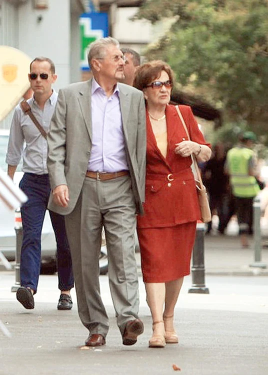 Nadia Constantinescu şi-a susţinut soţul în perioada 1996-2000