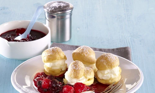 profiterol cu sos de fructe jpeg
