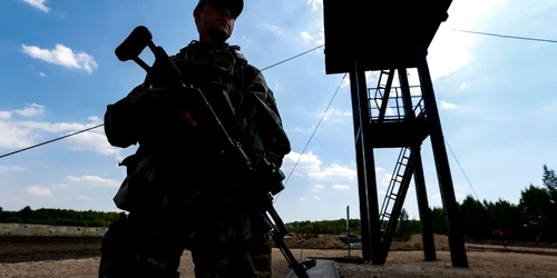 Paznic la graniţa Senkivka FOTO SHUTTERSTOCK