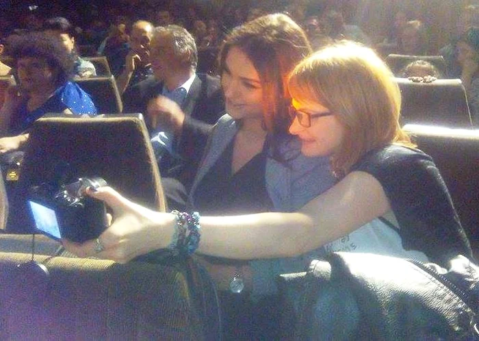 Diana Enache a profitat de eveniment pentru a se fotografia alături de o prietenă