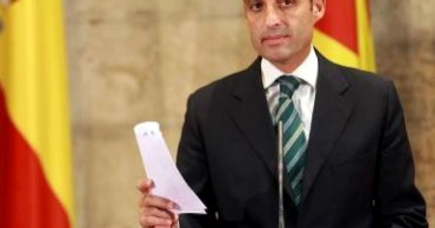 Românii din Spania sunt invitaţi să comenteze pe adevarul.es – „Ţi s-a cerut vreodată şpagă?”