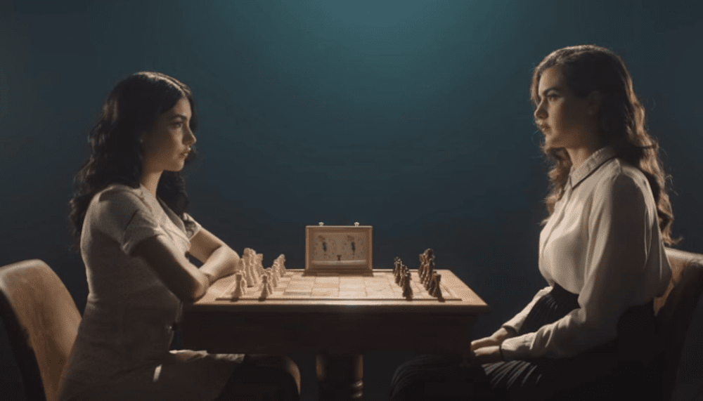 Alexandra și Andrea Botez, surorile de origine română care promovează șahul la nivel mondial