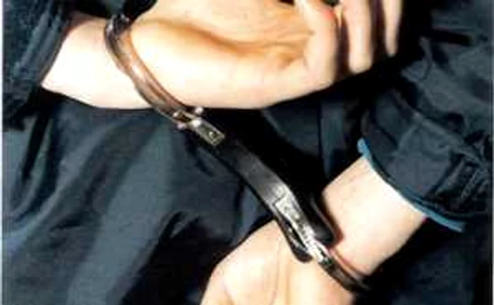 Bărbatul a fost încarcerat vineri de polițiști
