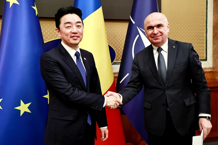 Kang Hoon Sik și Ilie Bolojan FOTO: Guvernul României