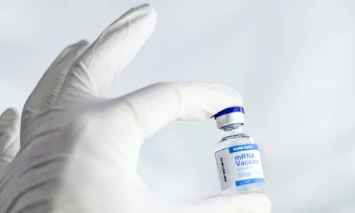 vaccin booster png