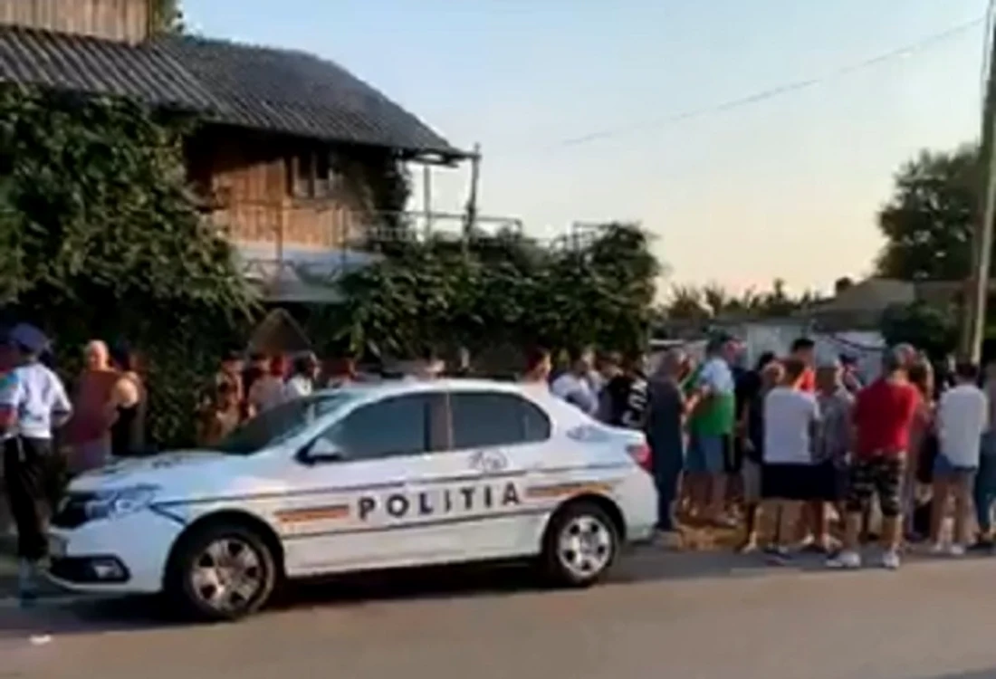 O vecină ar fi sunat la 112 pentru a spune că se întâmplă ceva suspect la casa lui Gheorghe Dincăfoto: news.ro