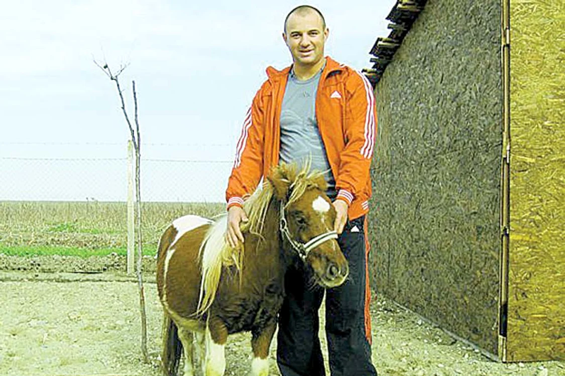 Arădeanul Gabriel Mohaci aduce orice animal de companie doriţi