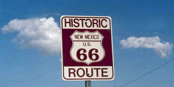 Route 66 a fost denumită de John Steinbeck "şoseaua-mamă"