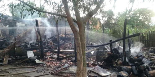 incendiu cu spanzurat olt