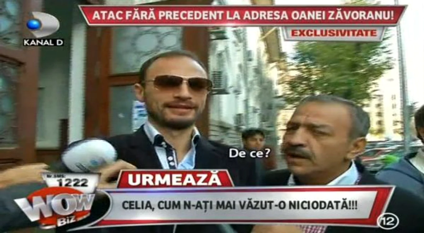 Tatăl lui Kasem, medicul Mohamad Abu Baker, împreună cu fiul său