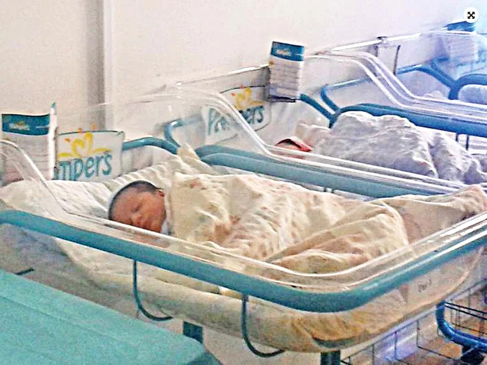 Cinci bebeluşi născuţi în primele ore ale noului an