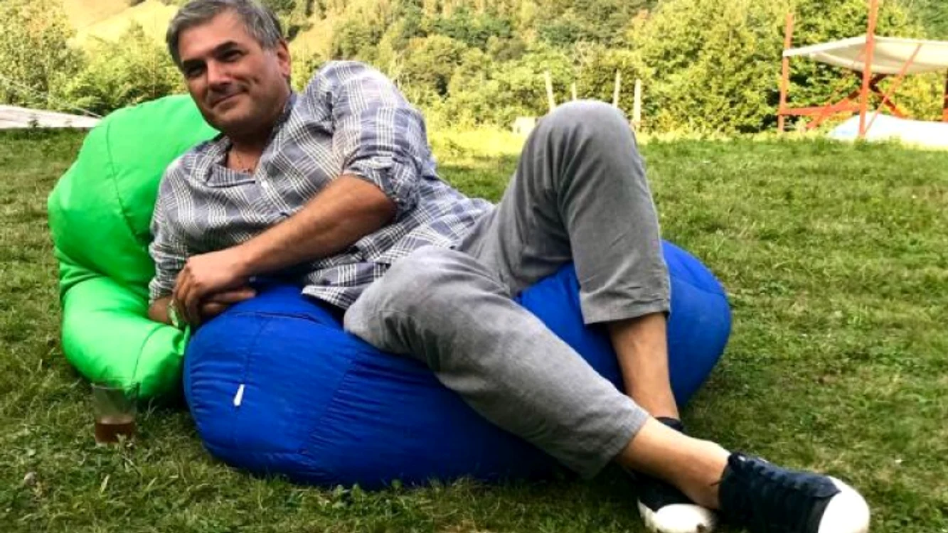 Cum arată soţia lui Mircea Radu Raluca este medic oncolog şi au împreună doi copii adorabili jpeg
