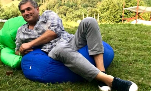 Cum arată soţia lui Mircea Radu  Raluca este medic oncolog şi au împreună doi copii adorabili jpeg