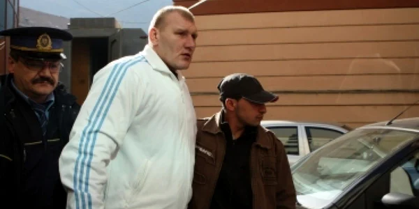 Braşov: Anatolie Ciumac, ţinut în şah de magistraţi!