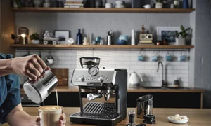 Espresor manual semi-automat Sursă Habitat jpg