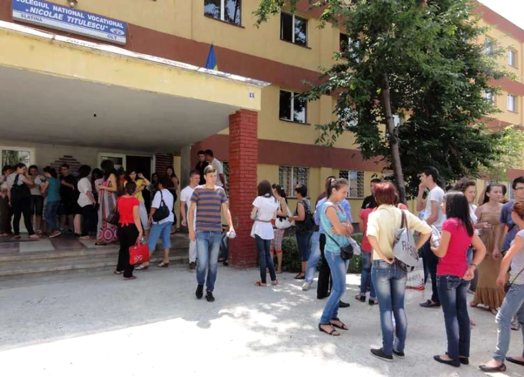 Elevii olteni aşteaptă acum cu emoţie rezultatele de duminică, 8 iulie
