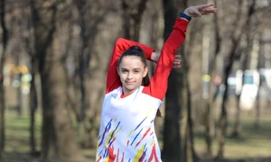 annaliese dragan lat jpeg