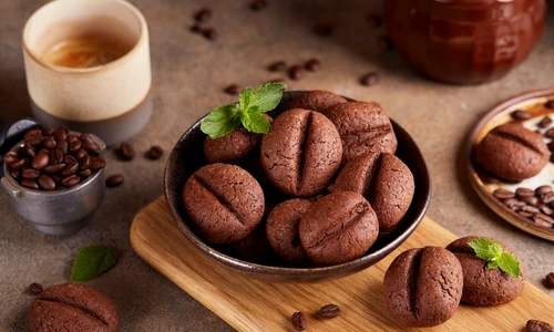 Fursecuri cu cafea  Sursa foto shutterstock 2184164871 jpg