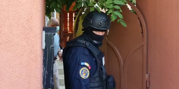 perchezitii in locuinta lui Băişanu 