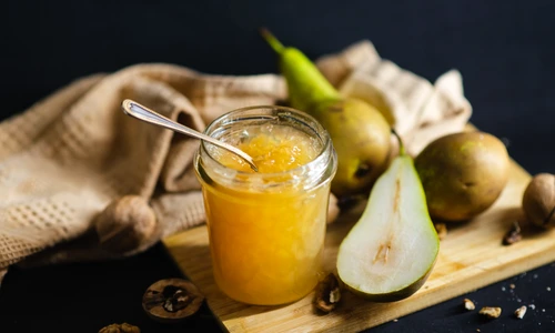 Dulceata de pere  SUrsa foto shutterstock 1571030716 jpg