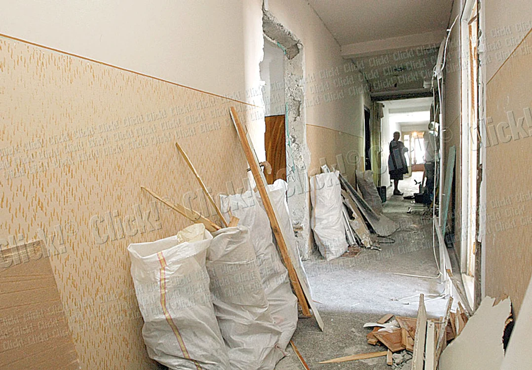 
    Apartamentul  bătrânei era ieri  răvăşit în urma  exploziei puternice ()  