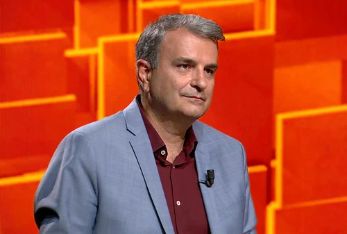 Lucian Mîndruță a fost invitat în cadrul emisiunii „40 de întrebări cu Denise Rifai”, difuzată la Kanal D