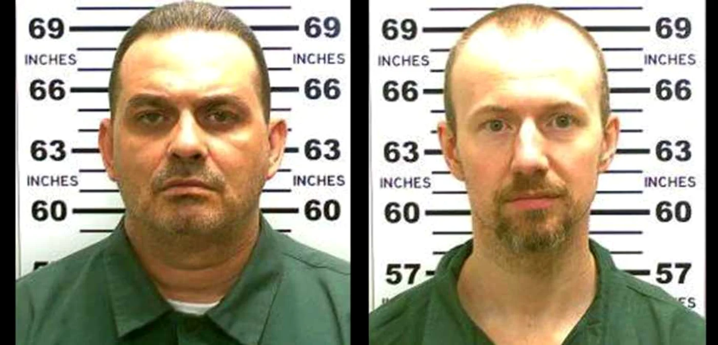 Richard Matt, condamnat pentru tâlhărie, răpire, omucidere şi profanare de cadavre (şi-a tranşat victima) şi David Sweat, închis pentru uciderea cu premeditare a unui poliţist, au evadat sâmbătă noapte