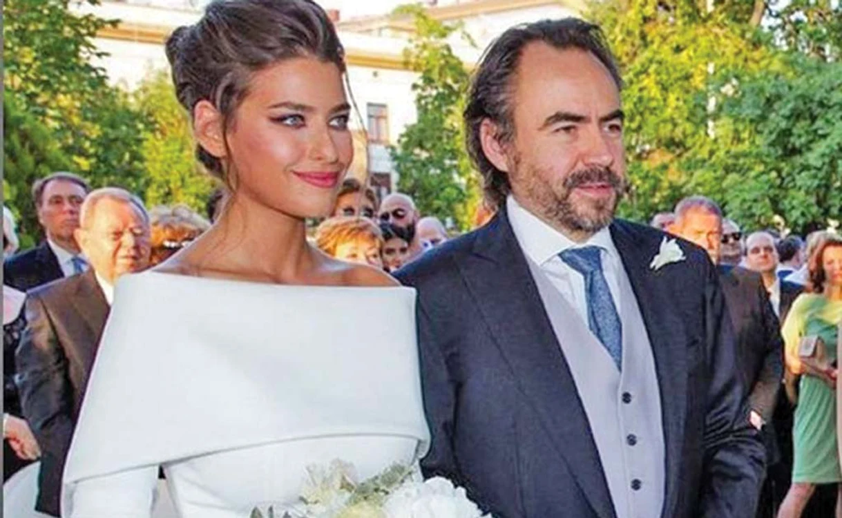 
    A divorţat de Bobby Păunescu după trei ani   
