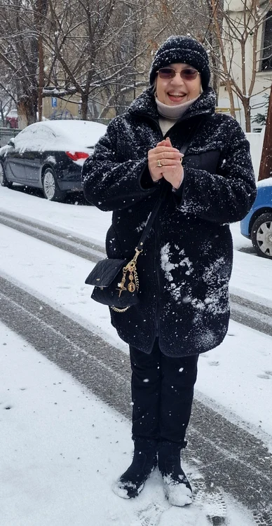 Corina Chiriac  duce dorul  copilăriei