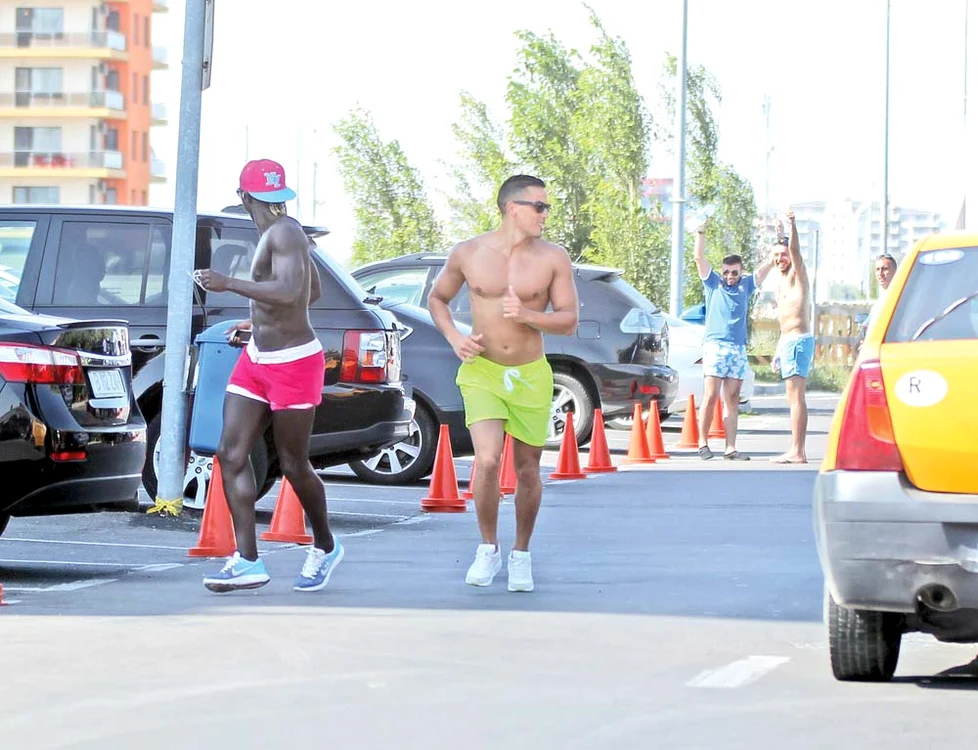 Sagna a fost recunoscut de turişti, cu care s-a salutat în timp ce alerga
