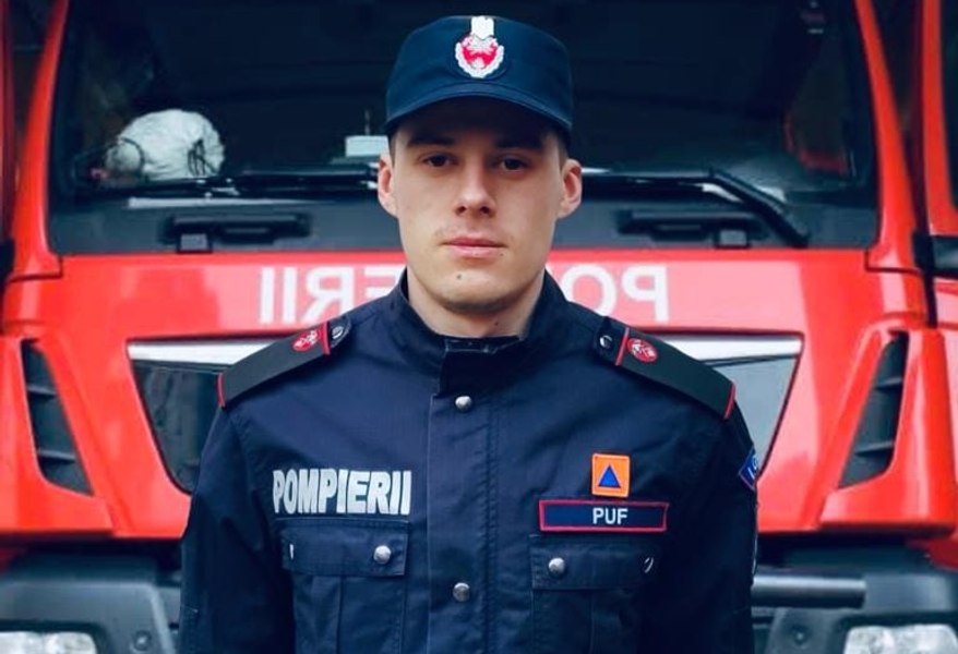 Tânărul pompier care a impresionat Aradul. Darius Puf a sărit să salveze viața unei gravide leșinate într-o piață 