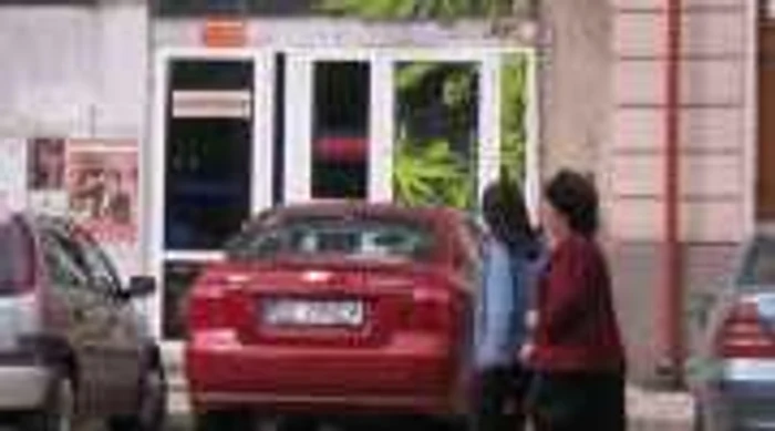 Magazinele cu etnobotanice nu mai au acces în perimetrul școlilor