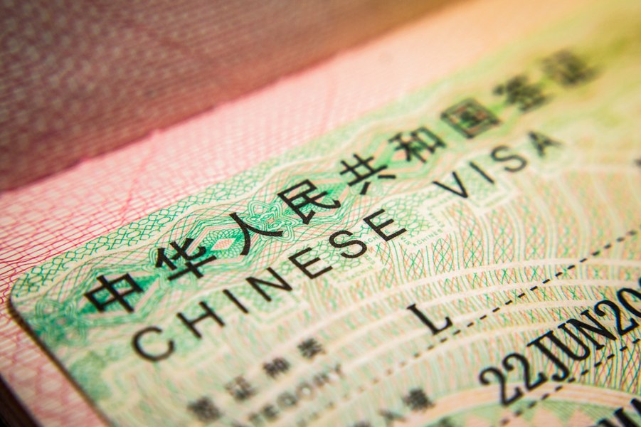 Ambasada Chinei la Moscova denunță tratamentul aplicat unor cetăţeni ai săi la graniţă