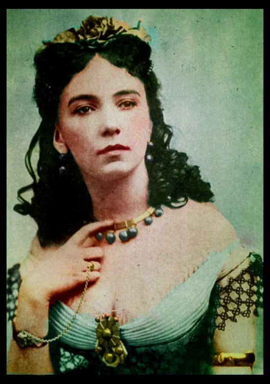 cora pearl tinted photo jpg jpeg