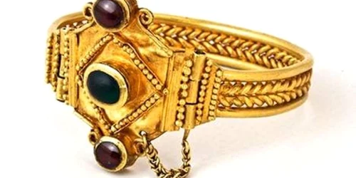 artefacte Crimeea foto Allard Pierson Museum jpg