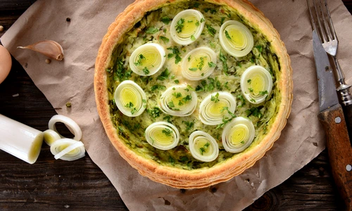 Tarta cu praz si cimbru  Sursa foto shutterstock 659974987 jpg