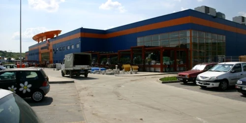 Botoşani: Accident de muncă la Dedeman