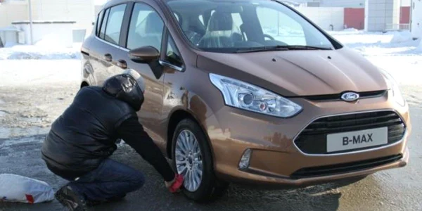 Şedinţă video Ford B-Max