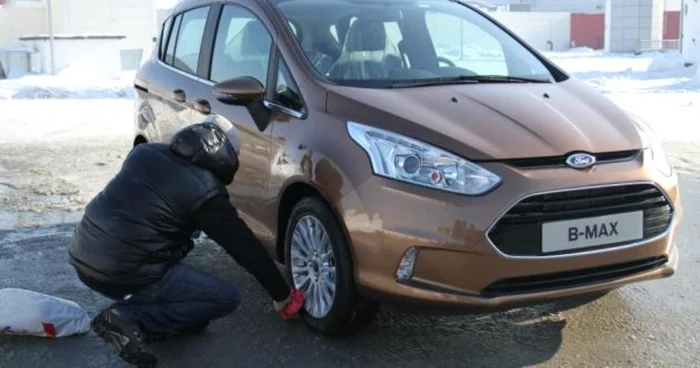 Şedinţă video Ford B-Max