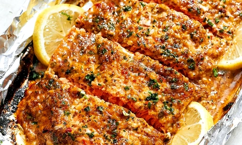 orig baked honey garlic salmon in foil 20180314000449578743fspb9 jpeg