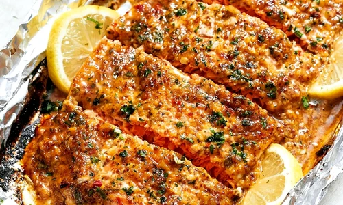 orig baked honey garlic salmon in foil 20180314000449578743fspb9 jpeg